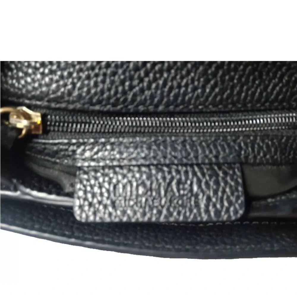 Michael Kors Maxine Pebbled Saddle bag - Black Leather
